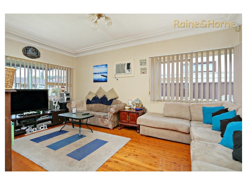 51 Thompson Avenue, St Marys NSW 2760