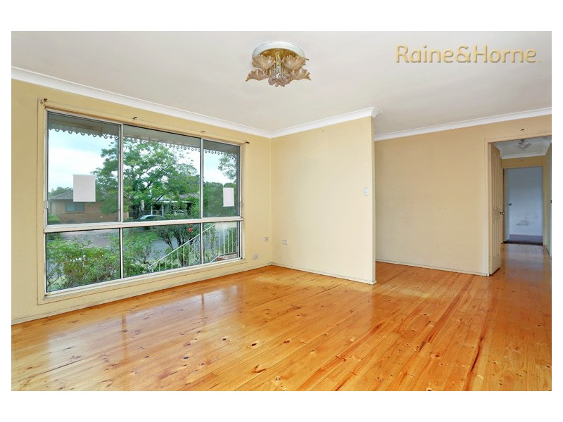 1 Capricorn Avenue, Cranebrook NSW 2749