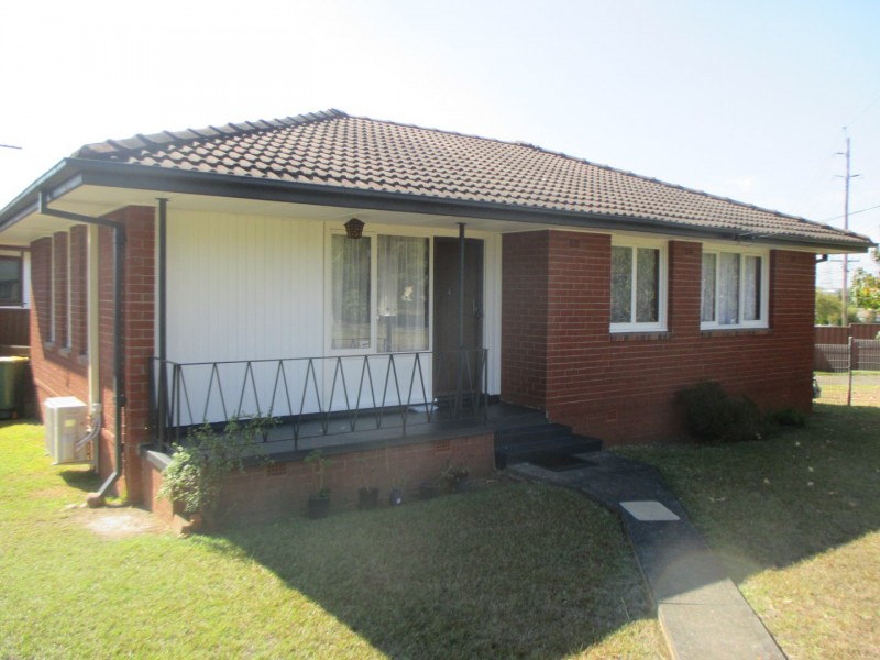 12 Maple Road, North St Marys NSW 2760