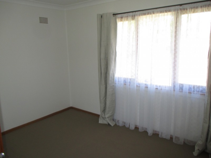 12 Maple Road, North St Marys NSW 2760