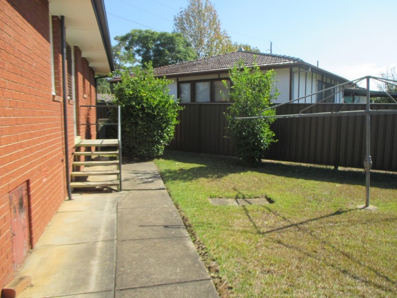 12 Maple Road, North St Marys NSW 2760