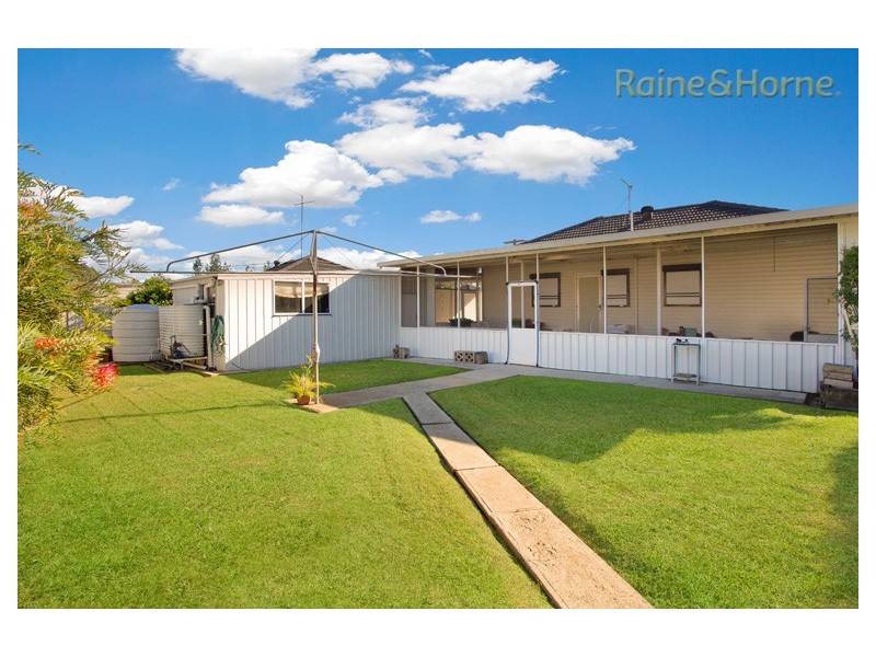 21 Macleay Crescent, St Marys NSW 2760