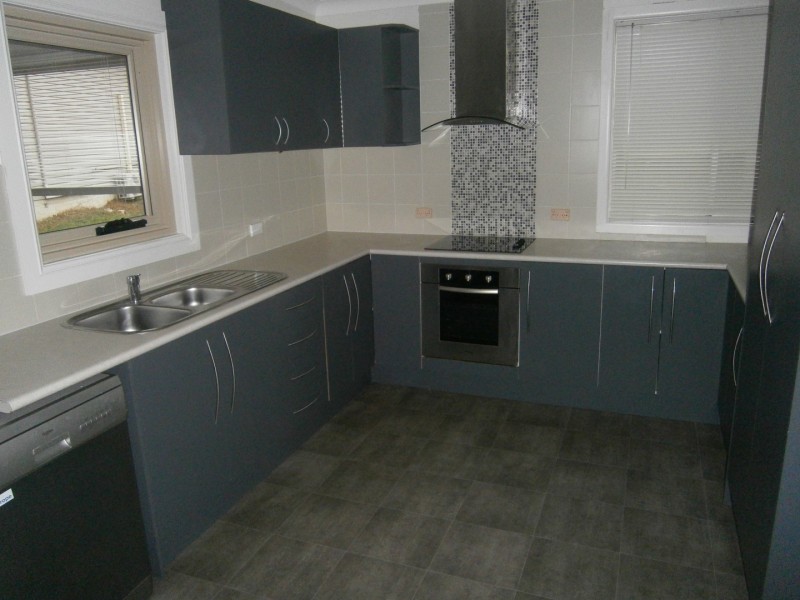 31 Lincoln Drive, Cambridge Park NSW 2747