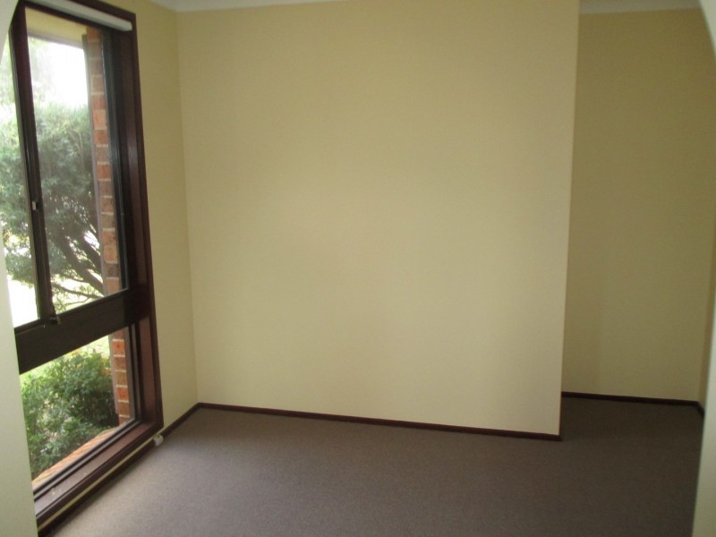 36 Solander Drive, St Clair NSW 2759