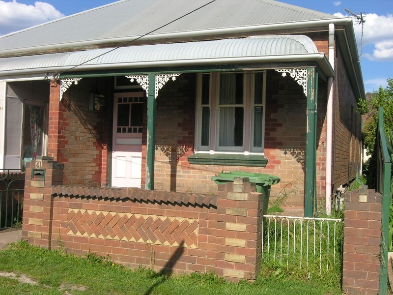 41 INCH STREET, Lithgow NSW 2790