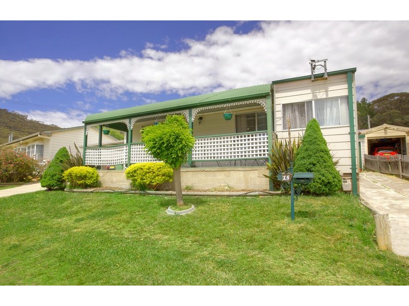 15 THIRD STREET, Lithgow NSW 2790