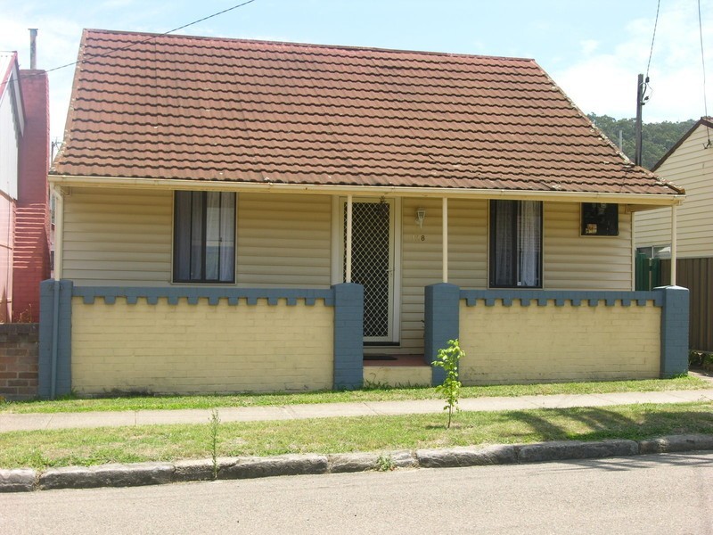 128 INCH STREET, Lithgow NSW 2790