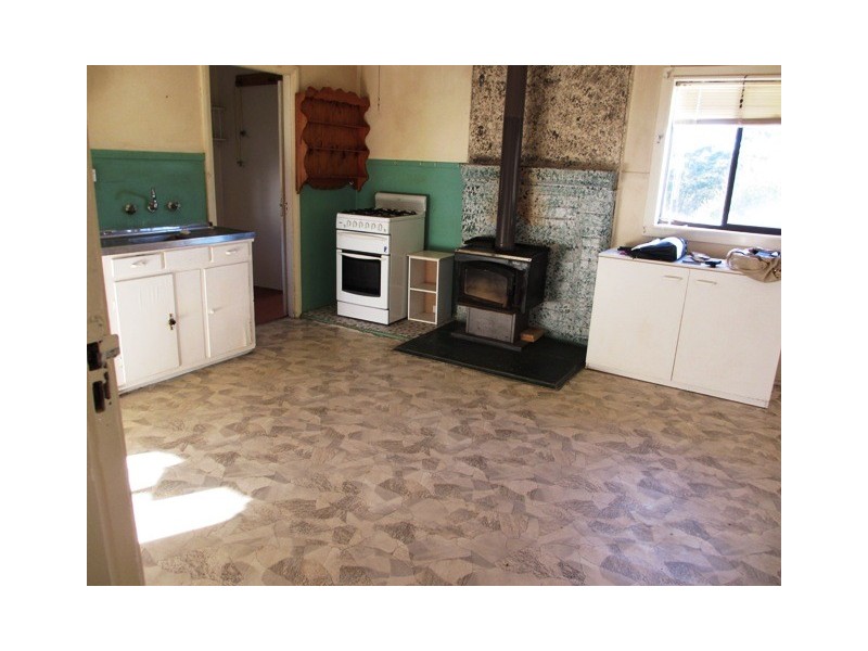 6-8 RIDGE STREET, Portland NSW 2847