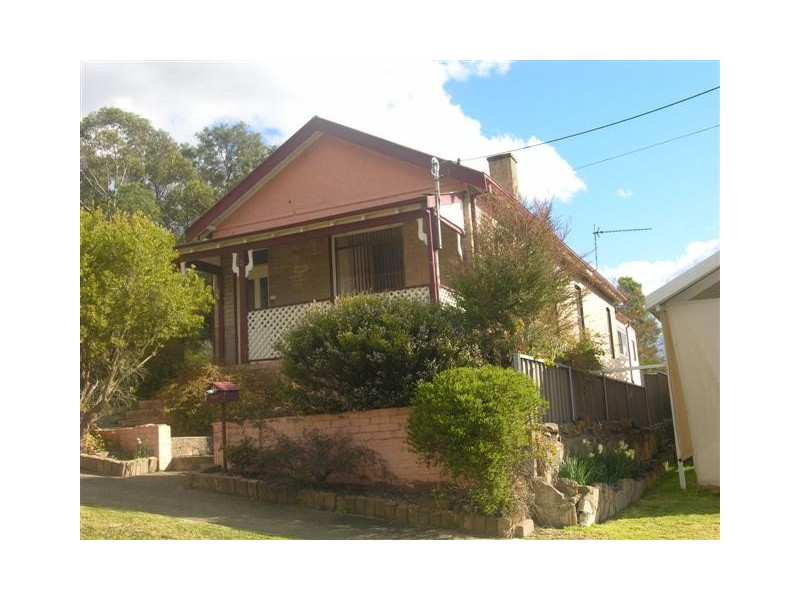 2 ESKBANK STREET, Lithgow NSW 2790