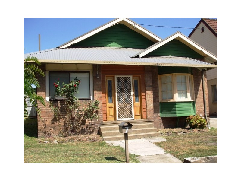 7 Martini Parade, Lithgow NSW 2790