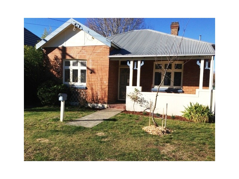 11 GUY STREET, Lithgow NSW 2790