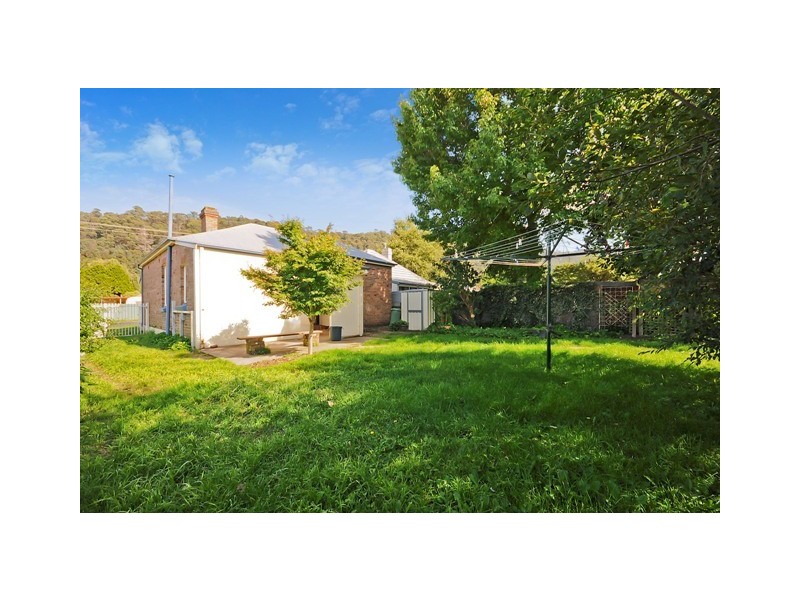 11 GUY STREET, Lithgow NSW 2790