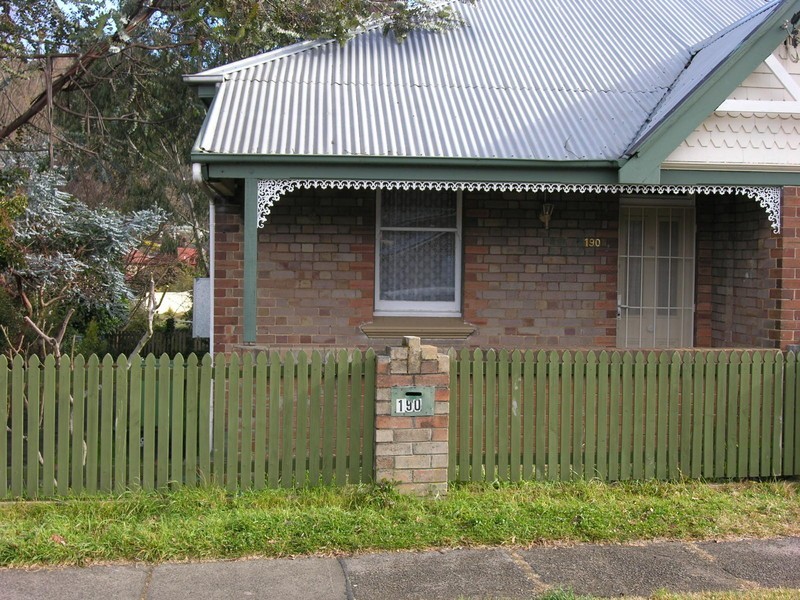 190 Inch Street, Lithgow NSW 2790