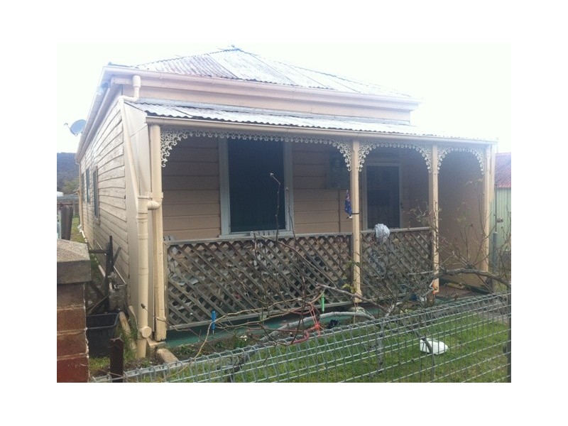 13 Geordie Street, Lithgow NSW 2790