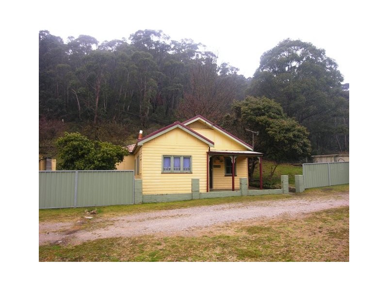 2 Woolnough Street, Lithgow NSW 2790