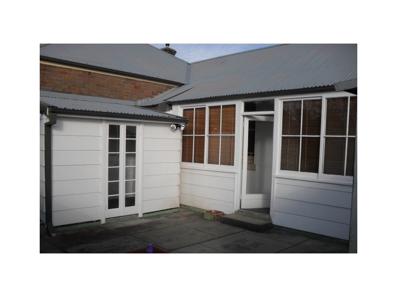 30 Eskbank Street, Lithgow NSW 2790