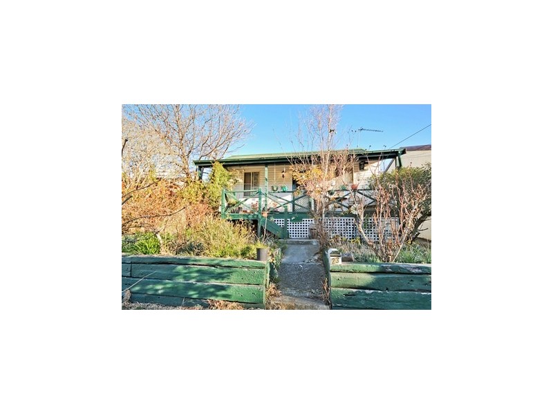 23 Bells Road, Lithgow NSW 2790