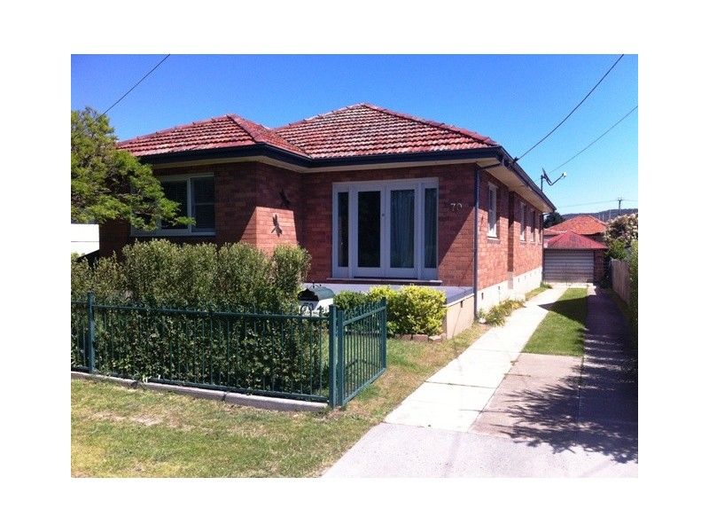 70 Rifle Parade, Lithgow NSW 2790