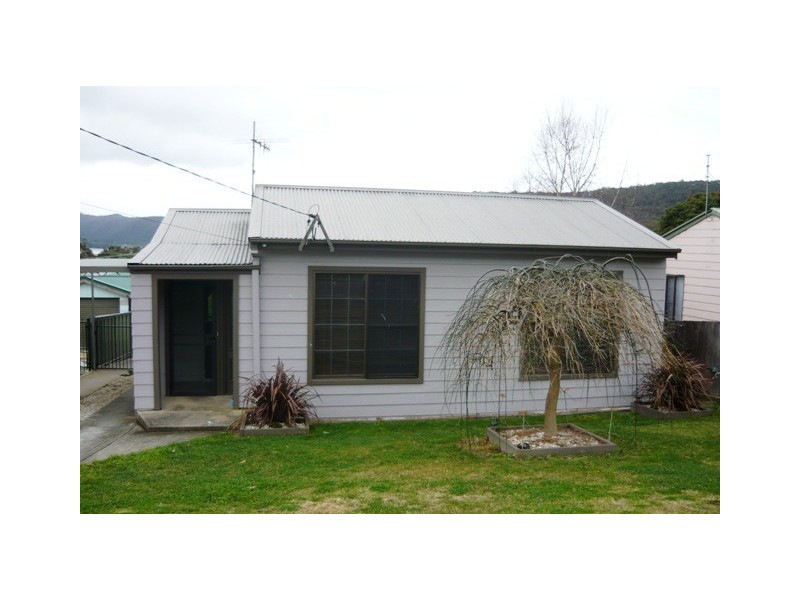 8 Third Street, Lithgow NSW 2790