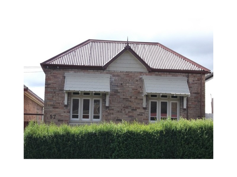 57  Railway Parade, Lithgow NSW 2790