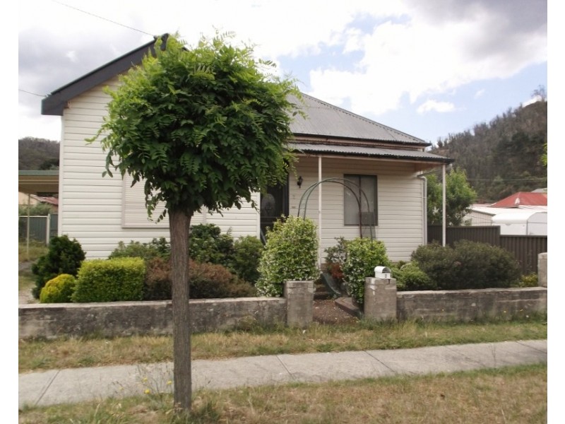2 Selwyn Street, Lithgow NSW 2790