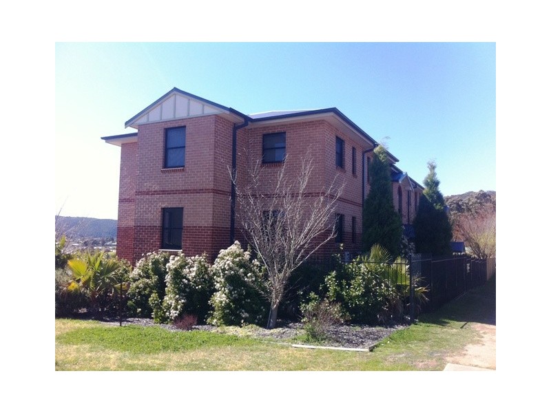 4/4 Hill Street, Lithgow NSW 2790