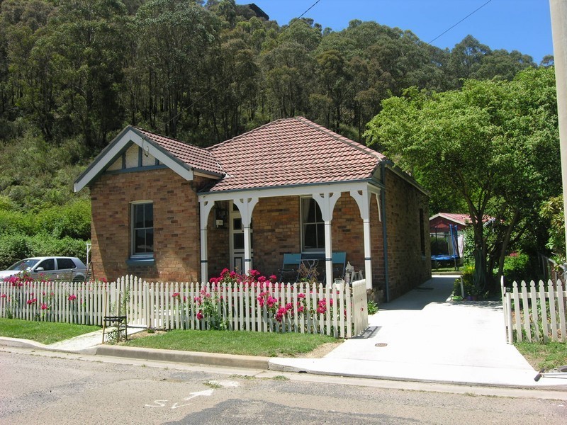31 REDGATE STREET, Lithgow NSW 2790