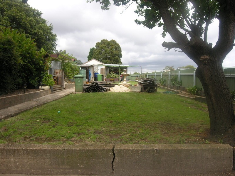 12 ESKBANK STREET, Lithgow NSW 2790