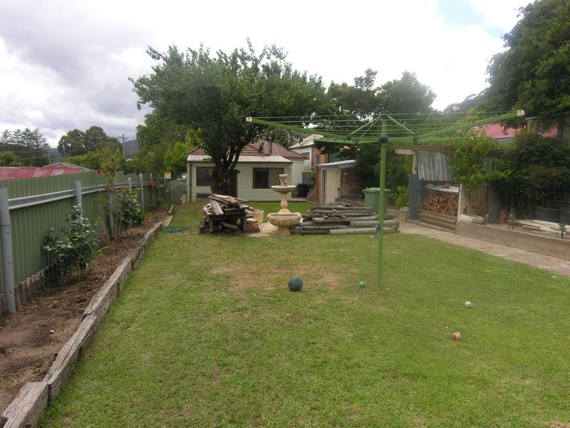 12 ESKBANK STREET, Lithgow NSW 2790