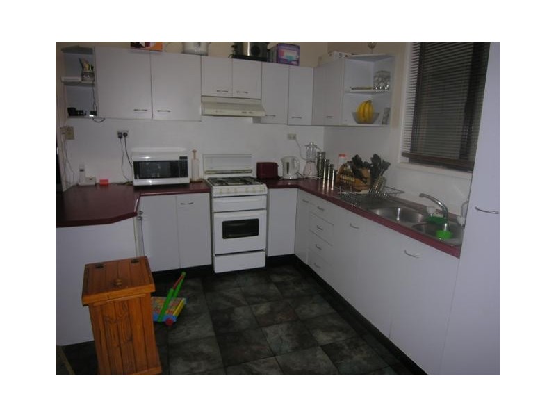 40 SANDFORD AVENUE, Lithgow NSW 2790