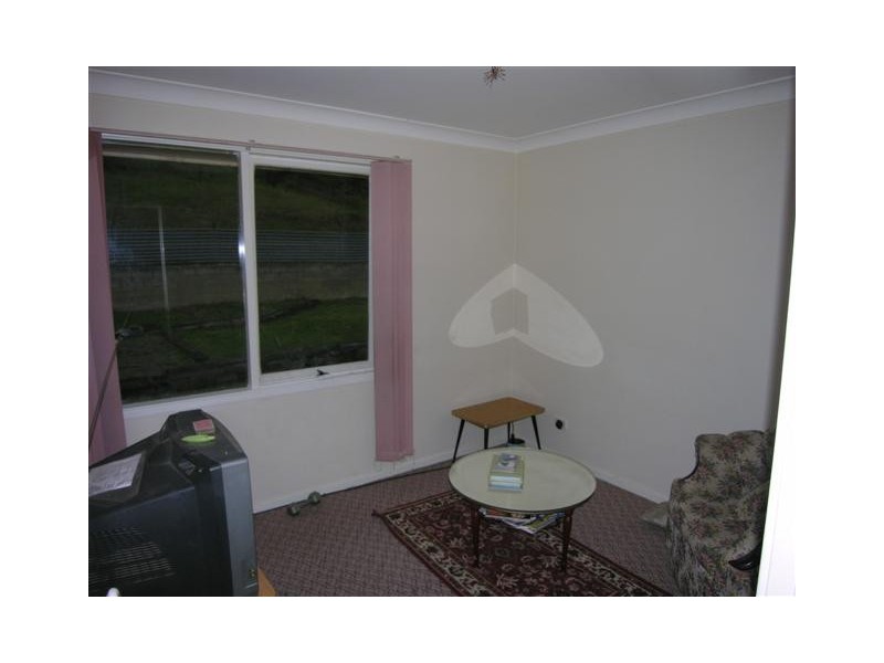 122 MACAULEY STREET, Lithgow NSW 2790
