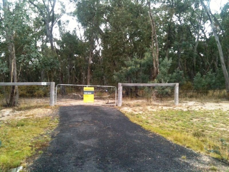 42 Borrowpit Road, Meadow Flat NSW 2795