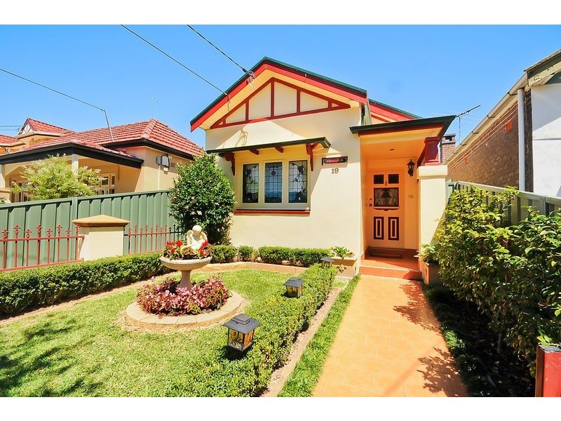 19 Cowper Street, Campsie NSW 2194