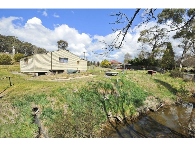64 Bells Road, Lithgow NSW 2790