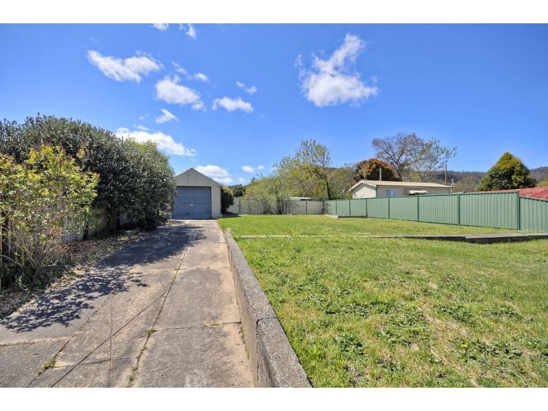 8 Rabaul Street, Lithgow NSW 2790