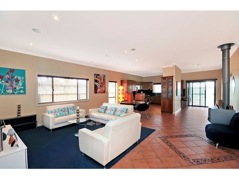 36 Rifle Parade, Lithgow NSW 2790