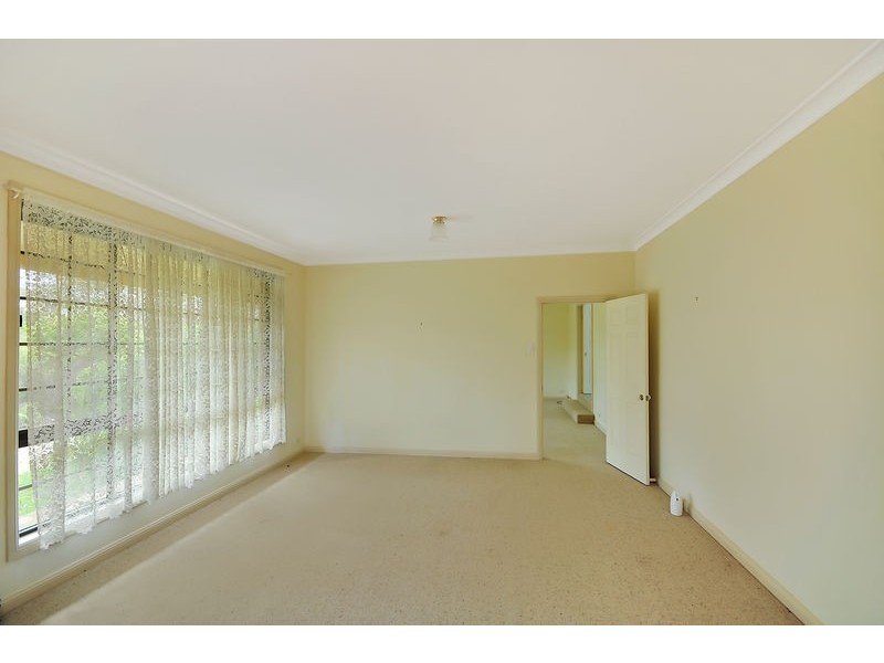 18 Ray Crescent, Lithgow NSW 2790