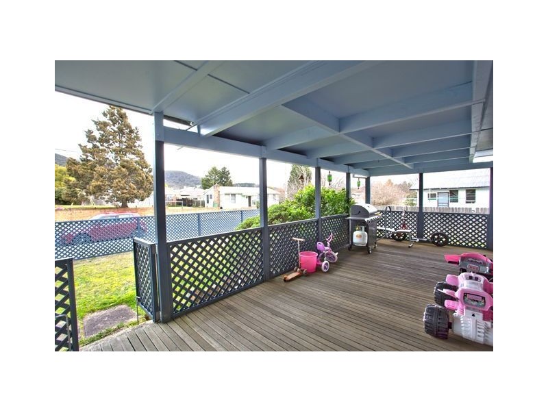 1 Finlay Avenue, Lithgow NSW 2790