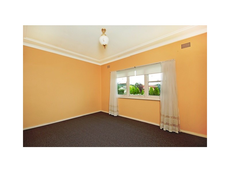Lithgow NSW 2790