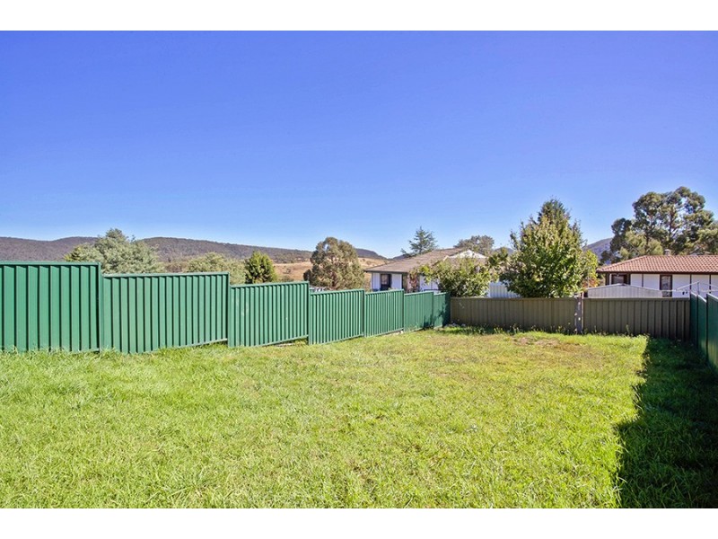 5b Pirena Place, Lithgow NSW 2790