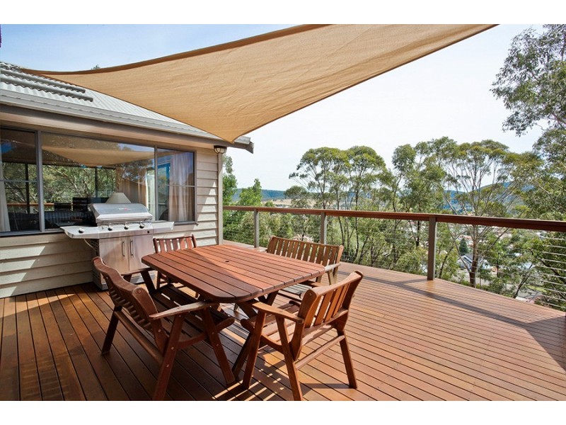 24 Hill Range Crescent, Lithgow NSW 2790