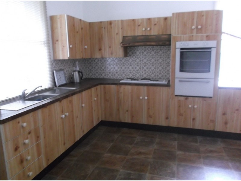 9 SUVLA STREET, Lithgow NSW 2790