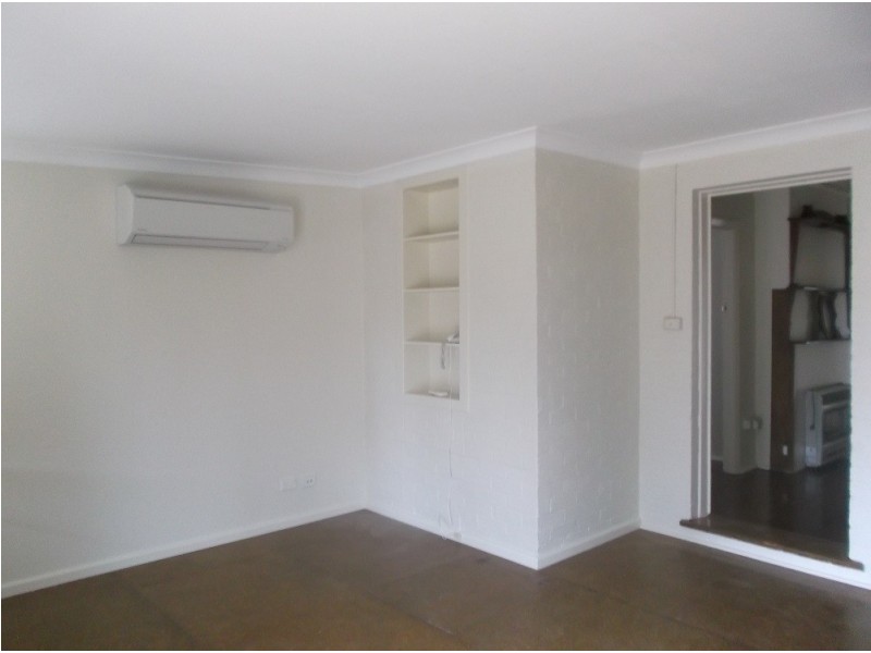 9 SUVLA STREET, Lithgow NSW 2790