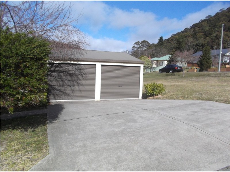 12 Busby Street, Lithgow NSW 2790