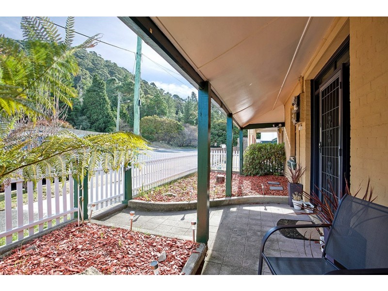 15 Stephenson Street, Lithgow NSW 2790