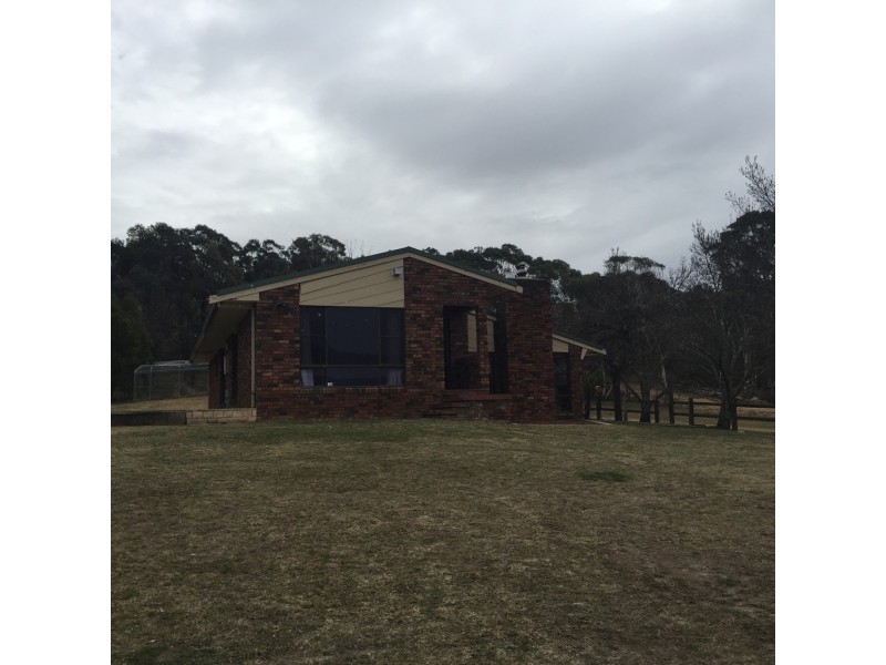 29 Surveyors Way, Lithgow NSW 2790