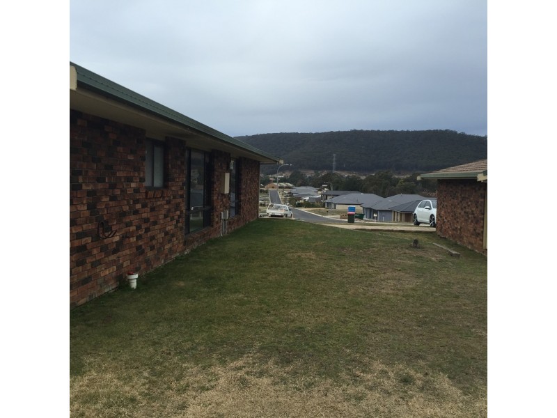 29 Surveyors Way, Lithgow NSW 2790