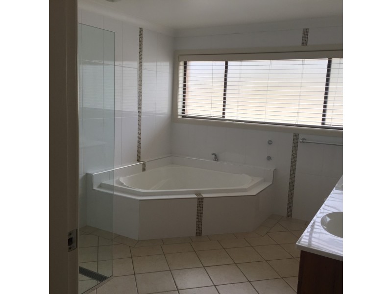 29 Surveyors Way, Lithgow NSW 2790
