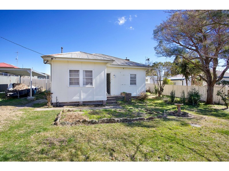 17 Lemnos Street, Lithgow NSW 2790