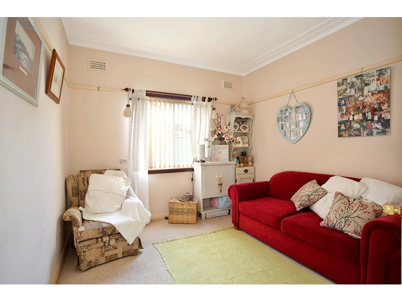 8 Tobruk Street, Lithgow NSW 2790